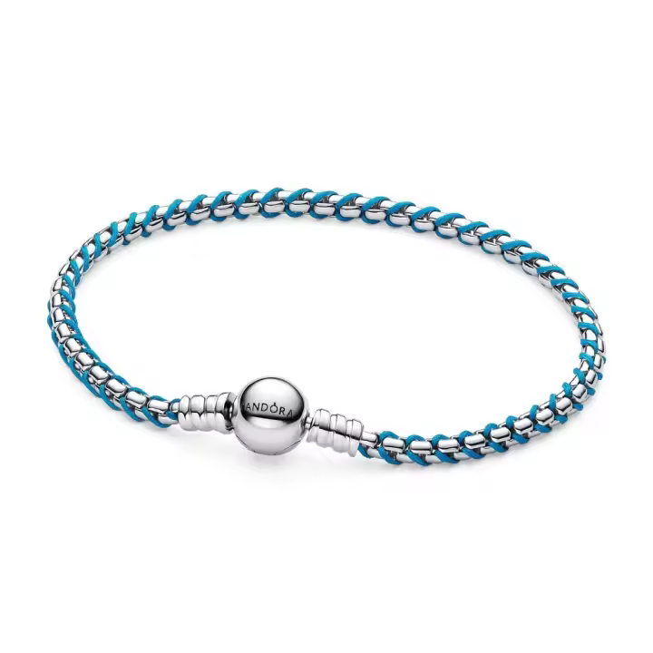 593816C01 - Pulsera Cadena Caja Cordón Azul en Plata de Ley – Pandora Moments 593816C01 PANDORA Raíz Novedades Joyas de Plata Joyas Pandora MUJER Pulseras de plata para mujer inicio Pulseras Pandora Pulseras de Plata Mujer Pandora original - 1