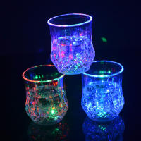 Copa De Whisky LED Automática Multicolor Estilo Vidrio Cortado Para Fiesta De Navidad Bar Club Con Luces Que Se Encienden Al Beber Vino Cerveza - details 8