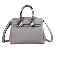 Bolso de mano con estampado de Lichi, Bandolera Diagonal de Platinum, 2025 - details 4