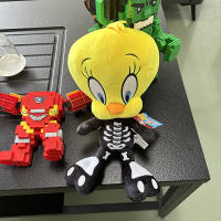 Peluche Looney Tunes Serie 5 Juguetes De Peluche Bugs Bunny Tweety Muñeco Clásico Rosa Diseños De Cosplay Para Niños Y Adultos - details 3