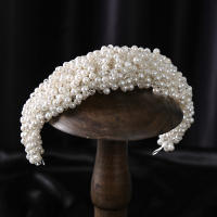 Diadema De Novia De Lujo Para Mujer Accesorio De Cabello De Boda Hecho a Mano Con Perlas Y Cristales Tamaño M Para Adultos - details 3