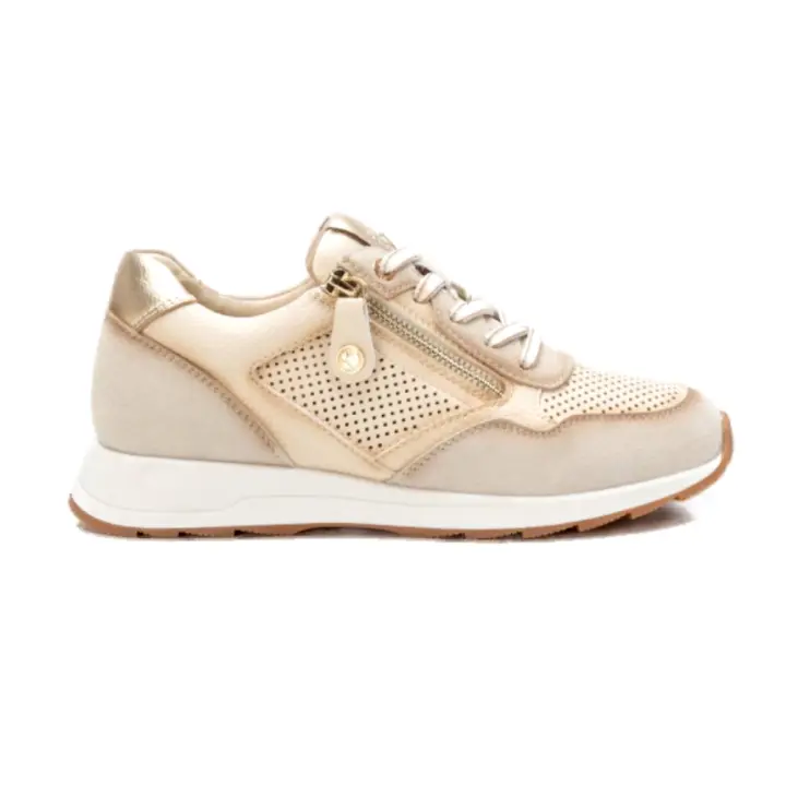 Shoes Deportivos marca Xti para mujer en color beig - 1