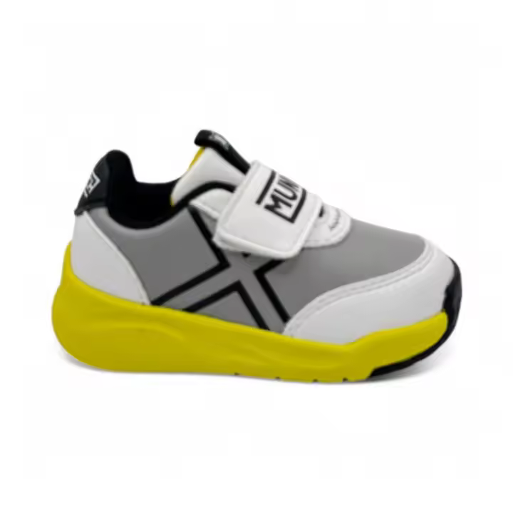 Zapatillas marca Munich para infantil en color gris - 1