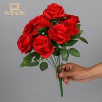 Ramo De Rosas Artificiales En Rosa Y Roja Decoración Para Bodas Y Hogar 9 Cabezas De Flores De Seda Flores Falsas Para Adornos Florales - details 6