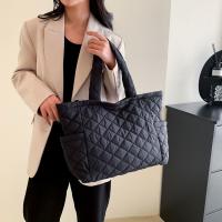 Bolso De Hombro Puffer Para Mujeres Y Niñas Estilo Casual Cuadrado De Plegado Invernal Bolso De Mano Quilted Tote Bag - details 0