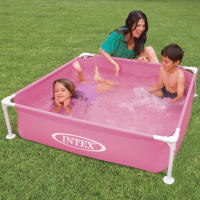 Piscina desmontable pequeña INTEX color rosa, medidas 122x122x30cm, forma cuadrada, incluye tapón para desagüe y parche de reparación, capacidad de 342L - details 6