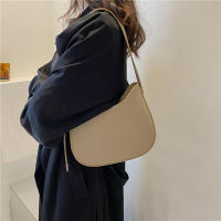Bolso Bandolera De Cuero PU Para Mujer Diseño De Moda Gran Capacidad Bolso De Hombro Para Viaje Verano Bolso Armpit Hobo - details 8