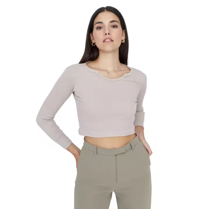Trendyol Gray Fitted/Sleeping V Neck Crop Ribbed Stretch Knit Blouse Twoaw23Bz00141 - 1