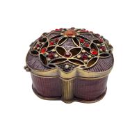 Cajita decorativa estilo vintage de metal con brillantes incrustados y motivos geométricos multicolor 6 x 6 cm aprox. con tapa con imán - diseño elegante - materiales de calidad robusta y exquisita mano de obra - ideal para decoración o regalo - details 3