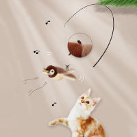 Juguete Interactivo Para Gatos Pájaro Volador Con Alas Movibles Y Masticable Simulación De Golosina Eléctrica Para Divertir a Los Gatos - details 1