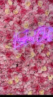 Pared De Flores Artificiales Rosa De Seda Para Decoración De Bodas Bebés Y Navidad Estilo De Hojas Verdes Y Rosas Tamaño Grande - details 10