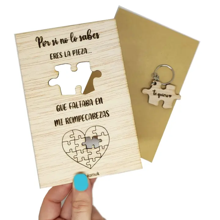 Tarjeta de madera "la pieza que faltaba" con llavero | Regalos de san Valentín | Aniversario, tarjeta de amor, tarjeta para novios, novias, cumpleaños | Lulamuk - 1