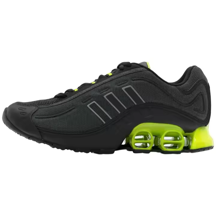 Zapatillas Adidas modelo Megaride O1 "BLACK SOLAR YELLOW" para Hombre en color Negro - 1