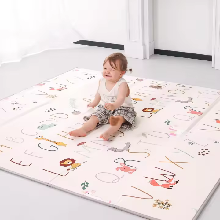 Alfombras de juego para Bebe de 59x71 pulgadas, 2 en 1, de Tela y XPE, Diseño de doble cara, plegable, para bebés y niños Pequeños, impermeable y antideslizante, para el suelo, portáil, de espuma para gateo con bolsa de viaje - 1