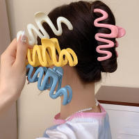 Pinza Para El Cabello De Gelatina Colorida Para Mujeres Y Niñas Diseño Coreano Fashion Simple Y Dulce Clip Para El Cabello Irregular Accesorio De Moda Para Todas Las Estaciones - details 2