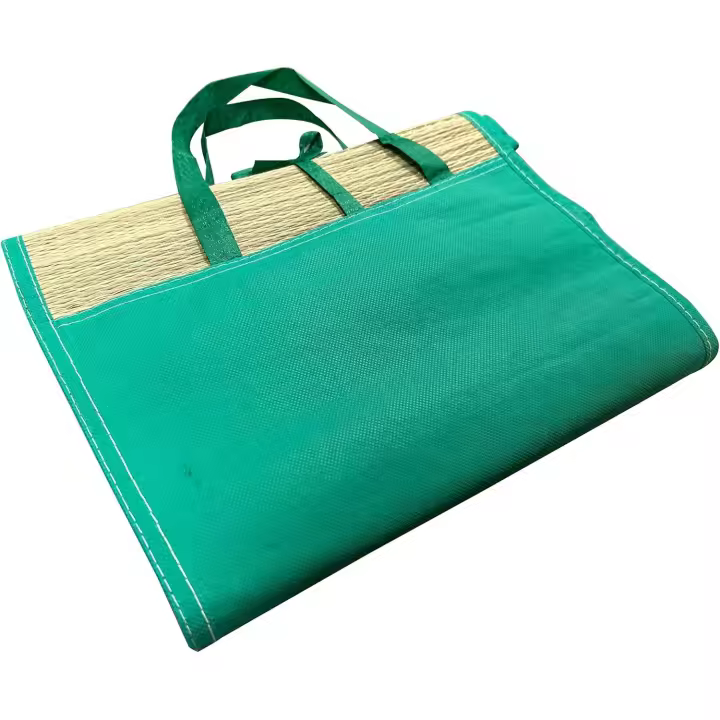Alfombra de Playa Esterilla Playa, Manta de Picnic con asa de Transporte y Compartimento para Guardar Libro, Gafas de Sol, Crema Solar, Ideal para Playa, Piscina o Jardin 170x60cm. - 1