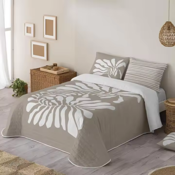 NATURALS - Colcha Bouti Estampada - Tejido Microfibra 100% Poliéster Extra Suave - Relleno 100% Poliéster - Fabricado en España - Modelos Florales - Cama 90/135/150/180 cm - 1