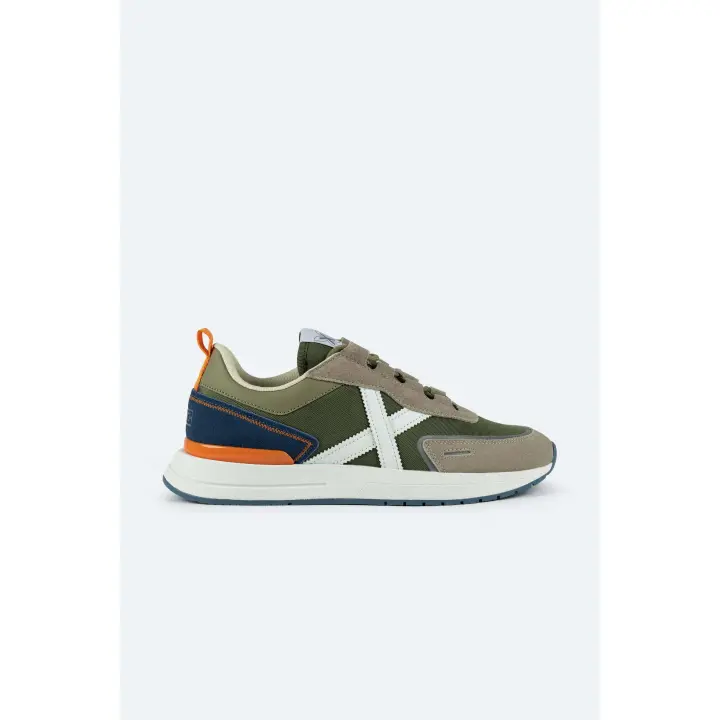 Munich sneaker hombre con diseño urbano y gran comodidad. Un básico con personalidad para tu día a día M18 - 1