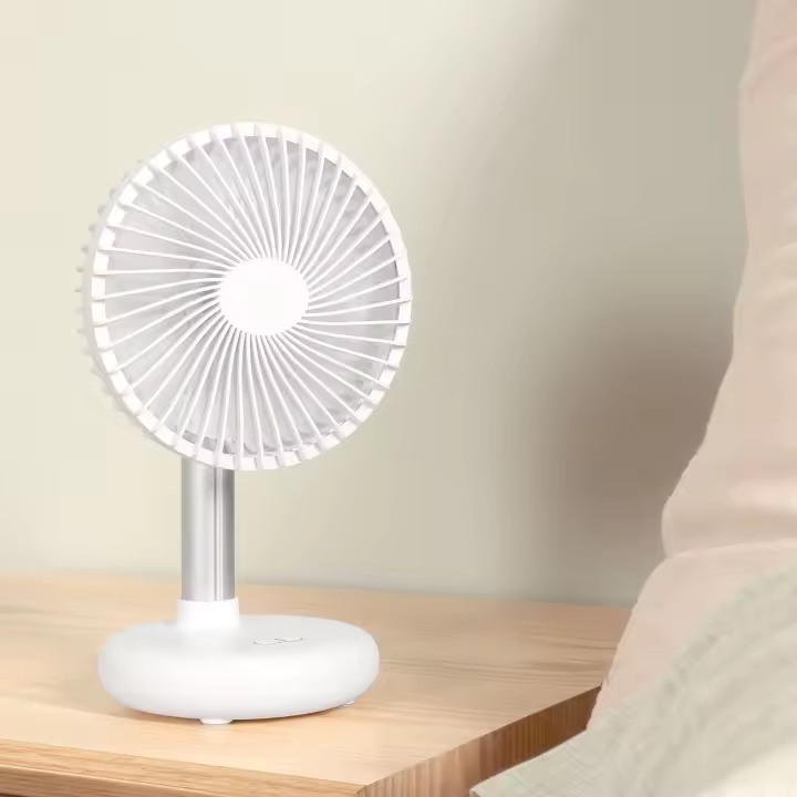 Ventilador pequeño retráctil de escritorio para oficina, estudiantes, hogar, dormitorio, silencioso, portátil, mini ventilador eléctrico de escritorio de mano - 1