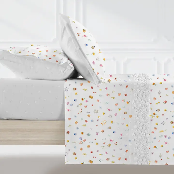 Manterol - Juego de sábanas estampado picnic floral. Calidad 50% Algodón 50% Poliéster. Incluye bajera ajustable, encimera y fundas de almohada. Sábana ligera y fresca, ideal para primavera, verano y entretiempo. - 1