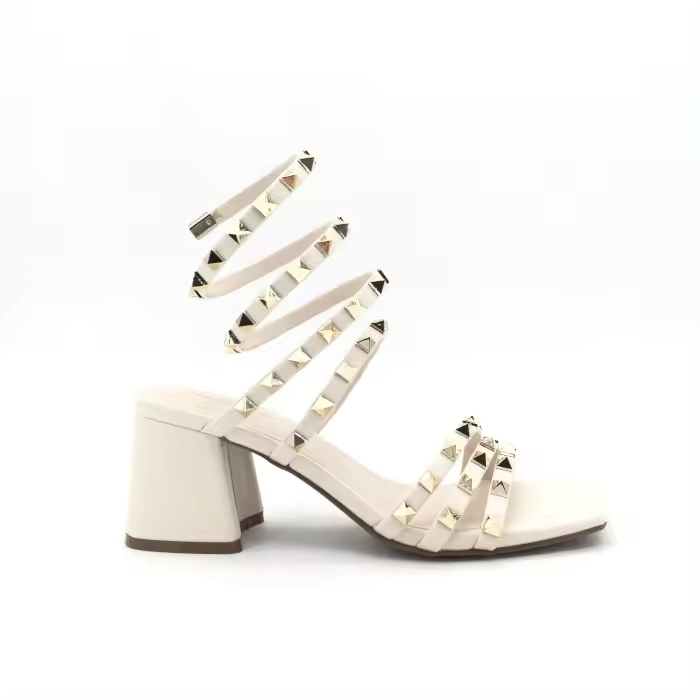 Sandalia de Menbur para mujer, mod.23792, sandalia original con tira al tobillo de tachuelas para bodas y eventos - 1