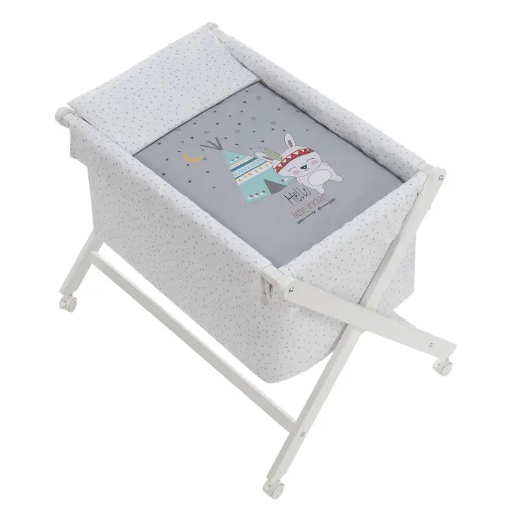 Minicuna Plegable + Vestidura (Colcha-Cojín y Protector) + Colchon + Babero de regalo Tipi oso gris - 1