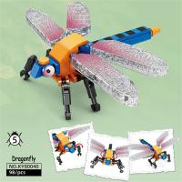 Juguetes De Bloques De Construcción Para Niñas Mariposa Coleccionables Modelos Duraderos Para Juego Y Educación Cucaracha Mantis Libélula - details 4