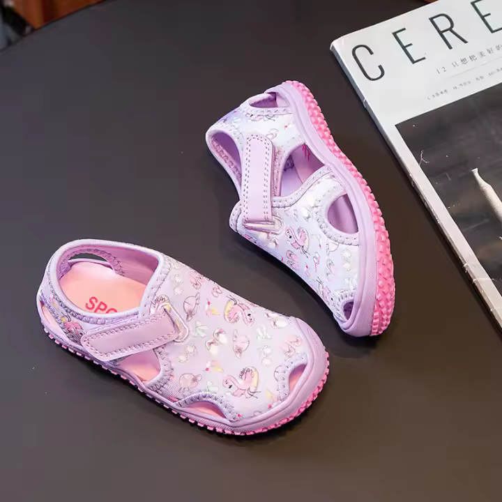 Zapatillas De Verano Para Niñas Transpirables Con Salpicaduras Zapatos De Playa Para Bebés Y Niños Suaves Antideslizantes Cierre De Correa Material De Suela De Goma Tamaño Ajustable Para Edad 4-6 Años - 1