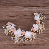 Diadema De Flor Dorada Con Perlas Y Cristales Accesorios De Cabello Para Mujer Adornos Para Boda Hechos a Mano Tamaño M - details 4