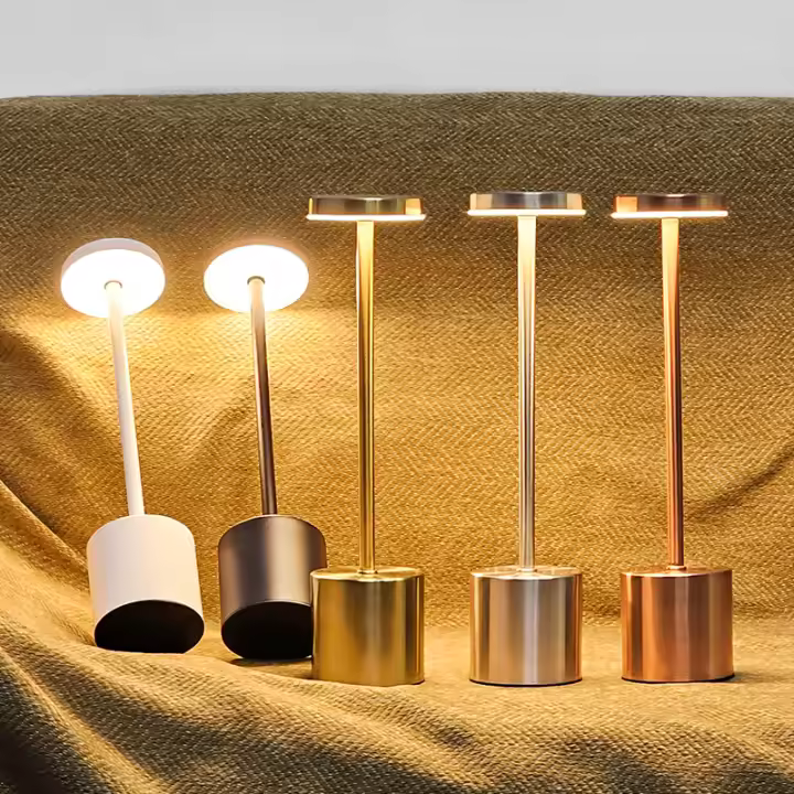 Lámpara De Mesa Recargable LED Táctil Sin Cable Con Decoración De Barra Exterior Y Tres Colores Luz Nocturna Para Cama Y Escritorio - 1