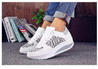 Zapatos De Moda Con Punta Redonda Y Tacón Inclinado Para Mujer Cómodos Y Transpirables Con Suela Gruesa Zapatillas Deportivas Al Aire Libre - details 0