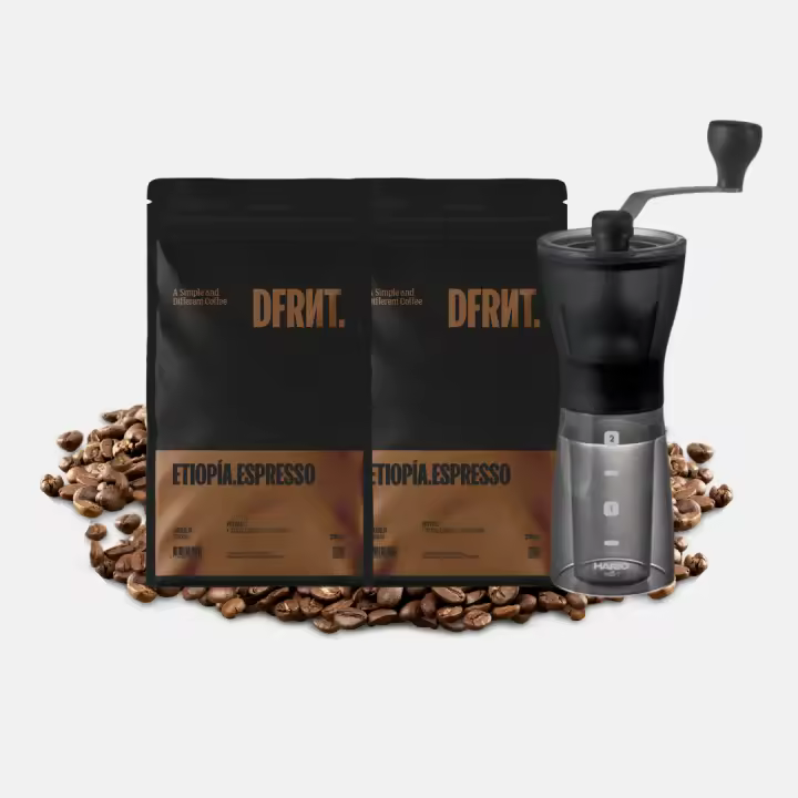 DFRNT. PACK Espresso Etiopía Starter. Bolsas 2x250gr + Molinillo Hario - Notas a Cítricos, Limón y Chocolate - Café en Grano de Especialidad - Ideal Espresso - Tueste Reciente en España  Paquete 500g - 1