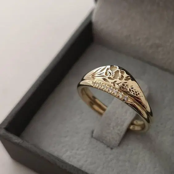 Anillo de personalidad para mujer chapado en oro, elegante para mujer, simple, grabado en oro, anillo de flor de rosa, anillo hueco de moda, regalo adecuado para mujeres, adolescentes y niñas. - 1