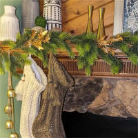 Guirnalda De Pino Artificial Para Navidad Con Bayas Rojas Y Conos 70.87 Cm Decoración Realista Para Casa De Vacaciones Escritorio Armario Estante De Chimenea Y Hogar Exteriores - details 3