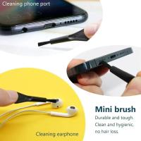 Juego De Limpieza Para Puerto De Carga De Teléfono Móvil Con Tapa Antipolvo Y Cepillo Para iPhone 15 14 13 12 pro Max Samsung Xiaomi IOS Type C - details 2