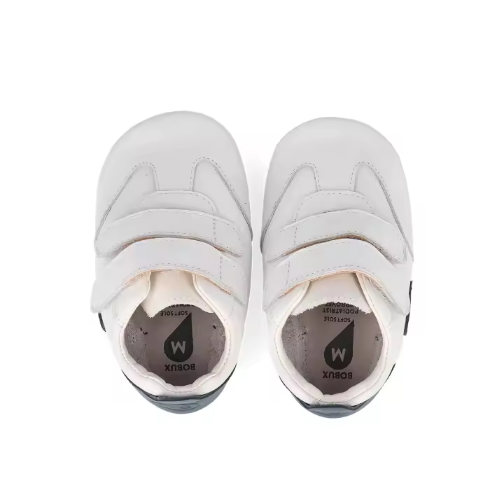 Bobux Soft Sole Pitch White + Navy - Zapatos para bebés y gateadores con Cierre de Doble Tira autoadherente - 1