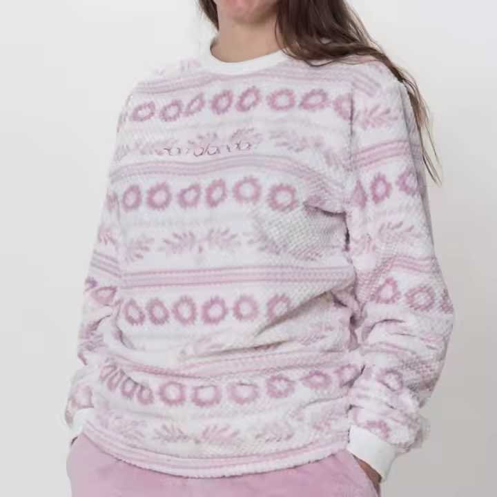 Don Algodón. Pijama Mujer Estampado Don Algodón. DA24444. Pijama de mujer en tejido de coralina de la marca don algodon.  Sudadera estampada y pantalón de color rosa a juego. Composición: 100% Poliéster. - 1