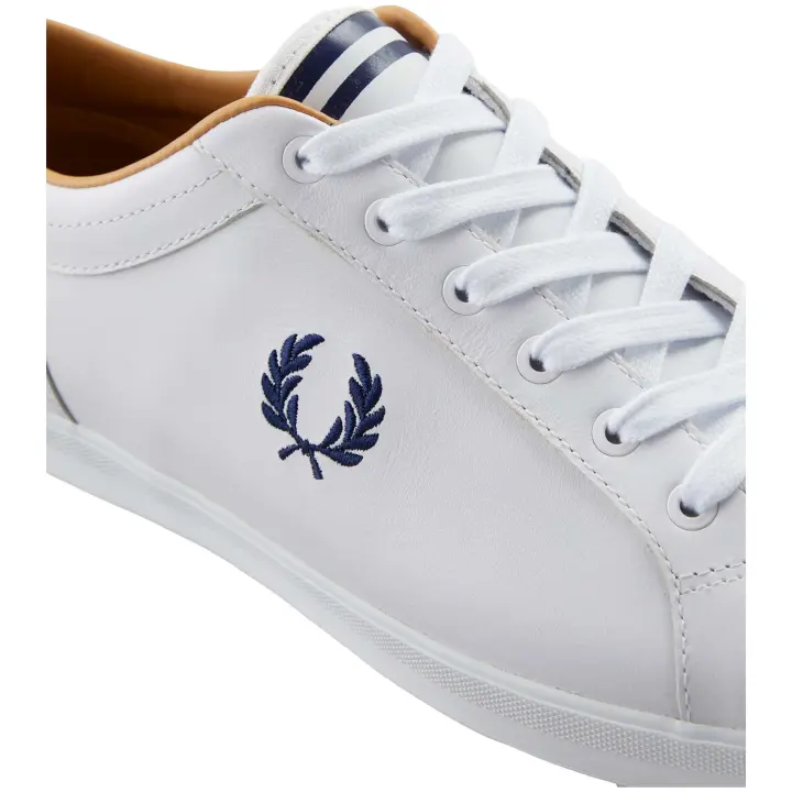 Zapatillas marca Fred Perry modelo B4330-200 para hombre en color blanco - 1