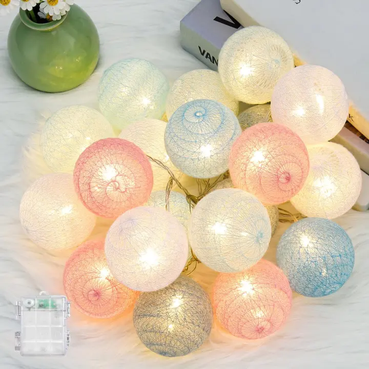 Guirnalda de luces de bolas de algodón a batería: guirnalda de luces de bolas de 20 LED de 3 m para pared interior, decoración navideña - 1
