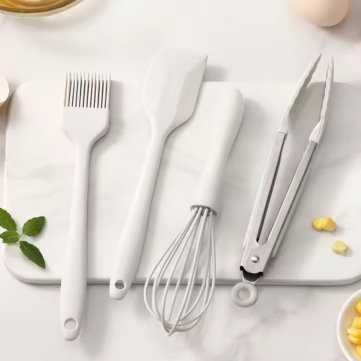 Set De Utensilios De Cocina De Silicona Mini 4Pcs Antiadherente Incluye Espátula Para Pasteles Pinza Para Alimentos Mezclador Cepillo De Aceite Para Cocina Flexible - 1