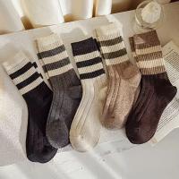 5 Pares De Calcetines De Punto Con Estampado Rayado Comodidad Y Suavidad Medio Tubo Calcetines Para Mujer Stockings Y Hosiery - details 0