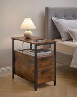 Mesa auxiliar multifuncional con multienchufe, diseño compacto con 2 cajones, ideal como mesita de noche, almacenamiento adicional para salón y dormitorio, disponible en gris ahumado o marrón rústico - details 1