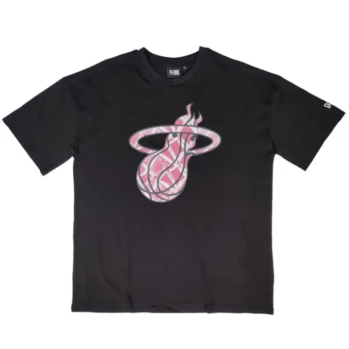 Camiseta manga corta Miami Heat "NBA Infill Logo" Oversized de New Era en Negro - 1