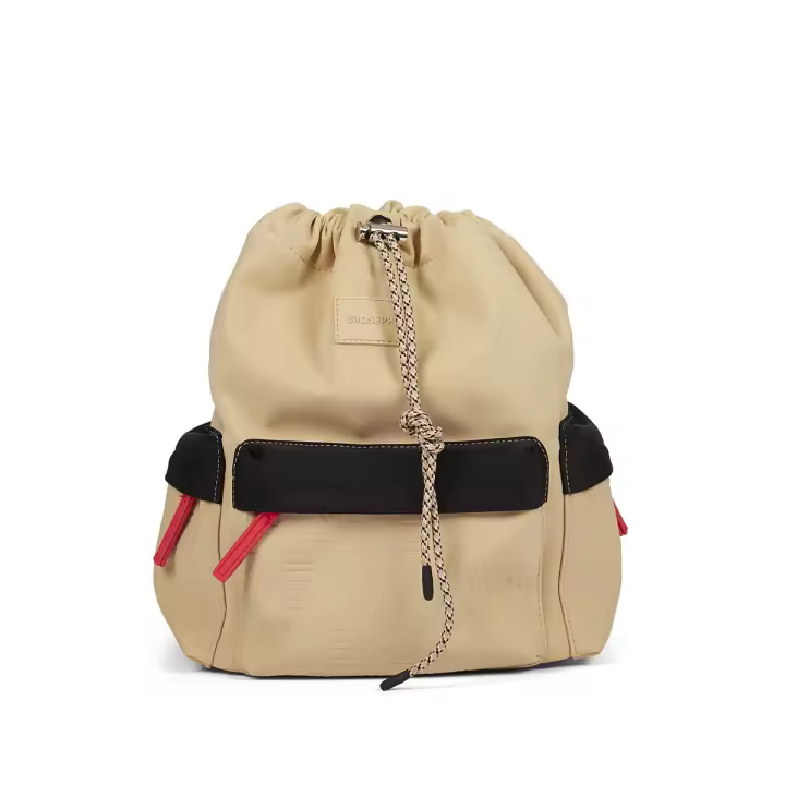 Mochila de Neopreno Gioseppo para Mujer - Color Cuero - Capacidad 5 Litros - 1