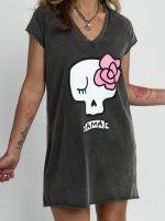 Vestido Ama de Aire Retro. Vestido de algodón con calavera frontal súper icónica de la marca. Estas prendas han sido tratadas una a una con un proceso de desteñido, presentan un aspecto irregular para darle un toque VINTAGE. - details 0