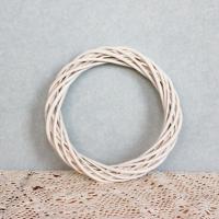 Guirnalda Blanca De Rotura En Diseño Redondo Adorno De Navidad De Paja Rattan Anillo De Vinas Decoración Para Casa Y Fiestas Artesanía De Flores Colgantes - details 6