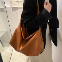 Bolso De Hombro Para Mujer Estilo Vintage En Cuero PU Gran Capacidad Casual Bolso Cruzado De Moda Tote Shopper Pillow Design - details 13
