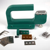 IMZAY 1PC Herramienta De Arte Hecha a Mano Para Cuero Ajustable Con Borde V De Acero Inoxidable Trimmer Groover De V Forma Para DIY - details 5