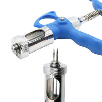 Siringa Inoculadora Automática Para Ponedoras De Pollo 5ml Con Aguja De Doble Agujero Vacuna Contra Pox De Gallo Material Acero Inoxidable + Plástico Color Azul Y Plateado - details 1