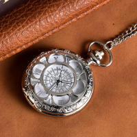 Reloj De Bolsillo Con Cuarzo Y Numeración Árabe Colgante Vintage Plateado Creativo Para Regalo De Cumpleaños Cadena Incluida - details 4